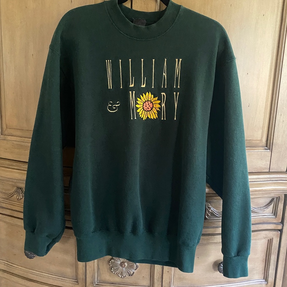 William & Mary (W&M) Sunflower Sweatshirt